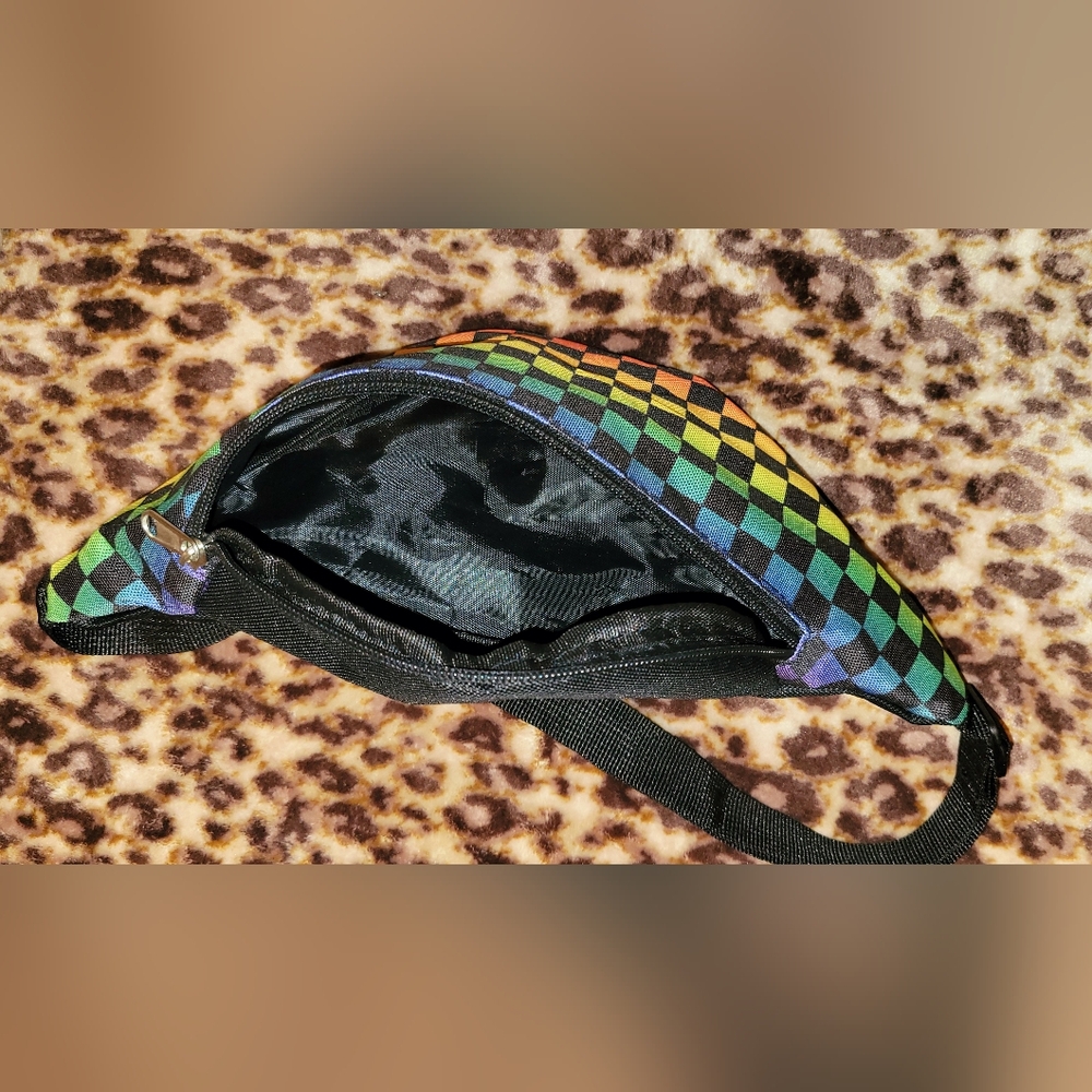 PRIDE Rainbow Fanny Pack Bundle NEW - Picture 7 of 13